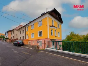 Pronájem bytu 2+1, Karlovy Vary - Bohatice, Na Výšině, 45 m2