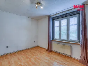 Prodej bytu 2+1, Karlovy Vary - Bohatice, Na Výšině, 45 m2