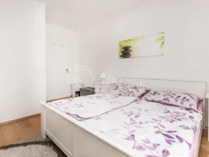 Pronájem bytu 3+kk, Praha - Čakovice, Blachutova, 88 m2
