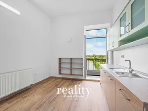 Pronájem bytu 2+1, Jihlava, Na Bělidle, 76 m2
