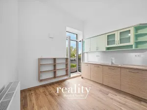 Pronájem bytu 2+1, Jihlava, Na Bělidle, 76 m2