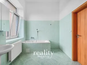 Pronájem bytu 2+1, Jihlava, Na Bělidle, 76 m2