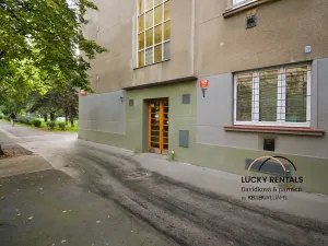 Pronájem bytu 1+kk, Praha - Strašnice, Na hroudě, 27 m2