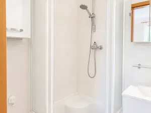 Pronájem bytu 1+kk, Praha - Horní Počernice, Dandova, 37 m2