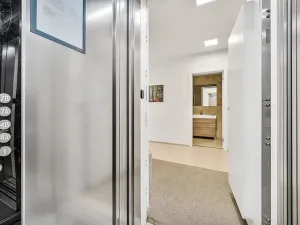Pronájem bytu 3+kk, Praha - Karlín, Za Karlínským přístavem, 82 m2