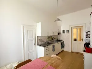 Pronájem bytu 3+1, Praha - Vinohrady, Šmilovského, 81 m2