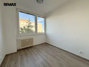 Pronájem bytu 1+1, Hradec Králové, Hradecká, 30 m2