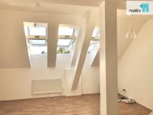 Pronájem bytu 3+kk, Praha - Ruzyně, Drnovská, 65 m2