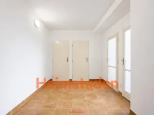 Pronájem bytu 1+1, Ostrava - Poruba, Budovatelská, 39 m2
