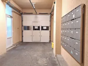Pronájem bytu 2+kk, Praha - Holešovice, Malá Plynární, 36 m2
