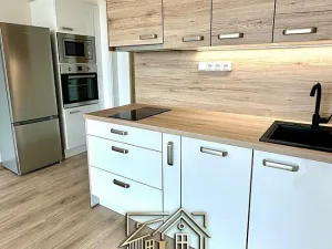 Pronájem bytu 1+kk, Praha - Hloubětín, U Tesly, 32 m2