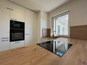 Prodej bytu 2+kk, Bystřice nad Pernštejnem, Masarykovo náměstí, 64 m2