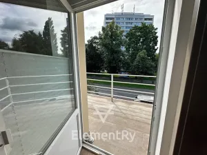 Pronájem bytu 2+1, Hradec Králové, V Lipkách, 56 m2
