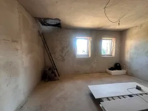Prodej rodinného domu, Lkáň, 230 m2