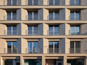 Pronájem garážového stání, Praha - Karlín, Křižíkova, 15 m2