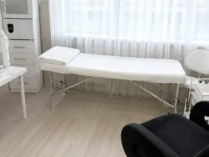 Pronájem obchodního prostoru, Praha - Žižkov, Husinecká, 18 m2
