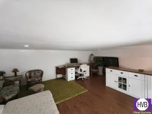 Prodej obchodního prostoru, Neratovice, nám. Republiky, 55 m2