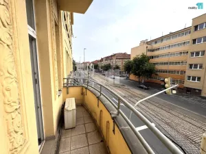 Pronájem kanceláře, Praha - Vysočany, Kolbenova, 91 m2