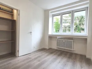 Pronájem bytu 2+1, Praha - Podolí, Podolská, 75 m2