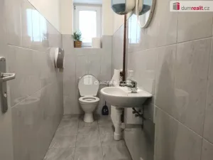Pronájem výrobních prostor, Bystřice, Dr. E. Beneše, 1000 m2