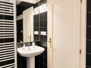 Pronájem bytu 2+1, Praha - Smíchov, Janáčkovo nábřeží, 80 m2