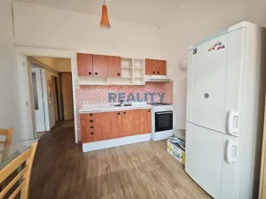 Pronájem bytu 1+1, České Budějovice - České Budějovice 7, Komenského, 64 m2