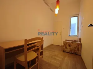 Pronájem bytu 1+1, České Budějovice - České Budějovice 7, Komenského, 64 m2