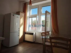 Pronájem bytu 1+1, České Budějovice - České Budějovice 7, Komenského, 64 m2