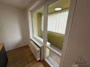 Pronájem bytu 2+1, Mikulov, St. Živného, 50 m2