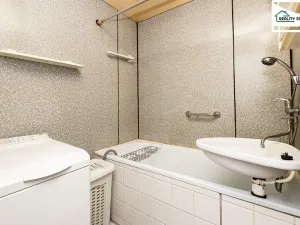 Prodej bytu 1+1, Cheb, Matěje Kopeckého, 36 m2