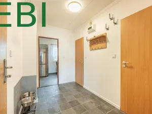 Prodej bytu 3+1, Červený Újezd, U Okálu, 82 m2