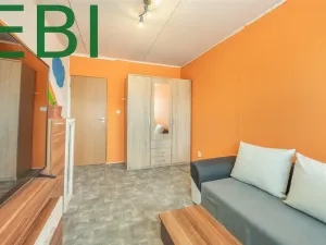 Prodej bytu 3+1, Červený Újezd, U Okálu, 82 m2