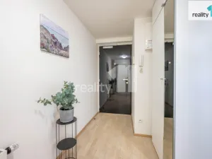 Prodej bytu 2+kk, Praha - Smíchov, Švédská, 56 m2
