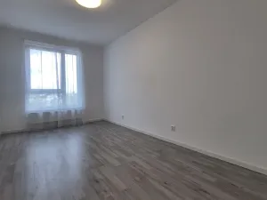 Pronájem bytu 2+kk, České Budějovice, Vrbenská, 64 m2