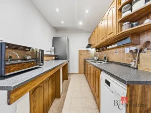 Prodej bytu 3+1, Hradec Králové - Nový Hradec Králové, Hradecká, 74 m2
