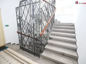Pronájem bytu 4+1, Karlovy Vary, Moskevská, 130 m2
