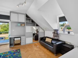 Prodej rodinného domu, Kladno, Ve Strnadovně, 228 m2