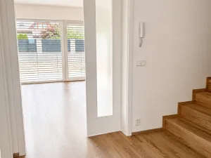 Prodej rodinného domu, Vestec, Vrbová, 172 m2