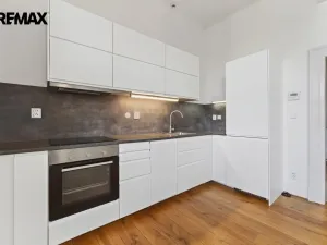 Pronájem bytu 2+kk, Praha - Nové Město, Masarykovo nábřeží, 100 m2
