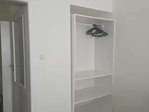 Pronájem bytu 1+kk, Praha - Karlín, Křižíkova, 30 m2