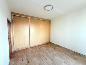 Pronájem bytu 1+1, Židlochovice, sídl. Družba, 34 m2