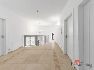 Pronájem vily, Praha - Nebušice, Nebušická, 243 m2