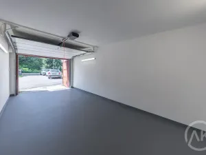 Pronájem garáže, Ostrava - Zábřeh, U Zámku, 24 m2