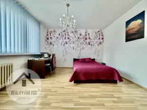 Prodej bytu 3+1, Praha - Hlubočepy, Högerova, 77 m2