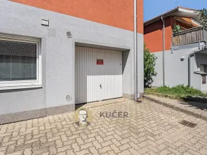 Prodej bytu 2+kk, Praha - Újezd nad Lesy, Račiněveská, 95 m2
