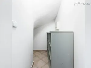 Pronájem rodinného domu, Praha - Březiněves, V pěšinkách, 195 m2