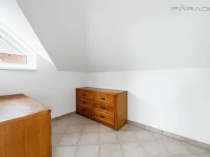 Pronájem rodinného domu, Praha - Březiněves, V pěšinkách, 195 m2