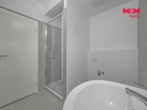 Pronájem bytu 1+kk, Praha - Vysočany, Gerstelova, 32 m2