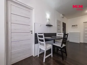 Prodej bytu 4+1, Chomutov, Zengerova, 77 m2