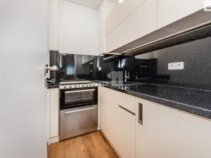 Pronájem kanceláře, Praha - Vršovice, Smolenská, 46 m2